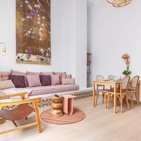 Pop Art Historia De Conde Negro Con Patio Privado Apartman Sevilla Kültér fotó