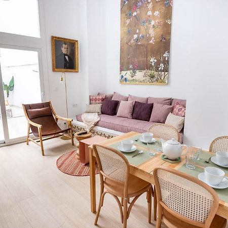 Pop Art Historia De Conde Negro Con Patio Privado Apartman Sevilla Kültér fotó