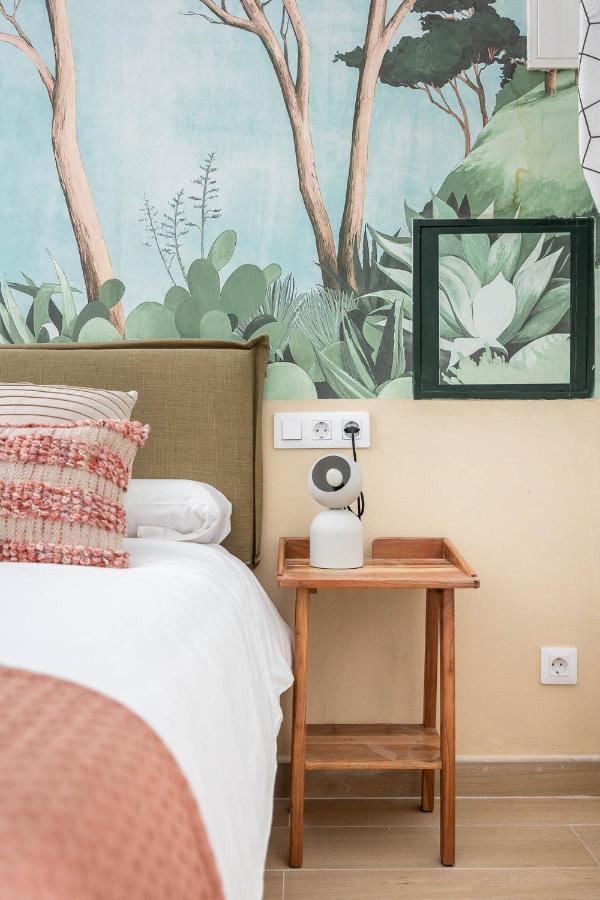 Pop Art Historia De Conde Negro Con Patio Privado Apartman Sevilla Kültér fotó