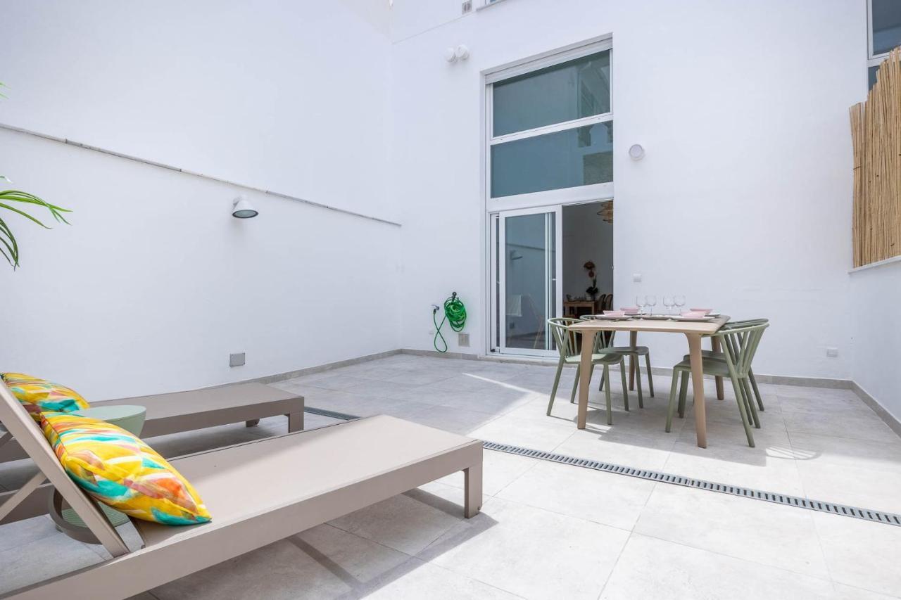 Pop Art Historia De Conde Negro Con Patio Privado Apartman Sevilla Kültér fotó